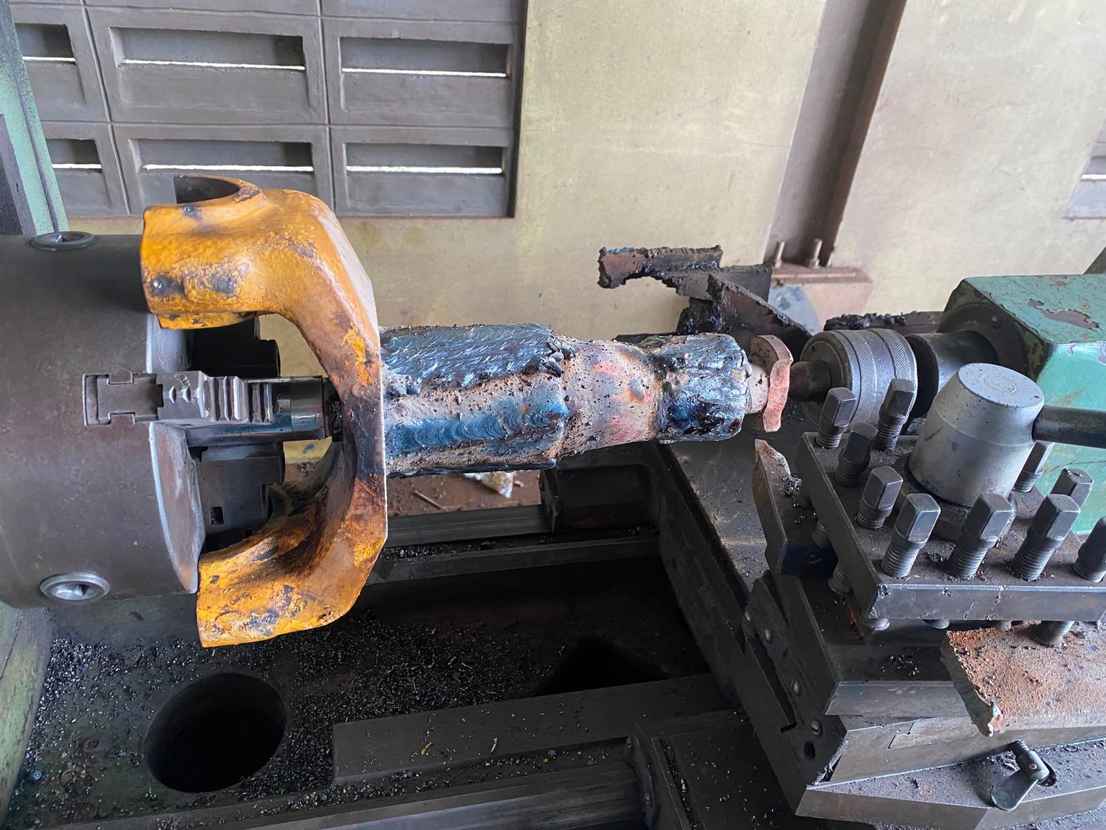 Dokumentasi Rekondisi Komponen Heavy Equipment